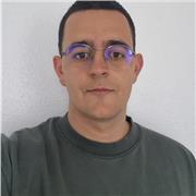 Estudiante de ultimo año de Master en Ingeniería Industrial. Profesor de asignaturas de ciencias.